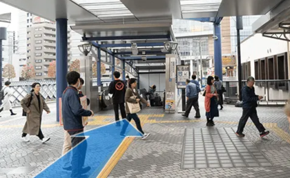 AGAスキンクリニック川口院の行き方②東口を出たらエスカレーターで下へ降りる