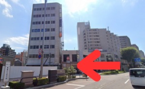 ｲｰｽﾄ駅前ｸﾘﾆｯｸ金沢院の行き方②左側前方に目的地が見えます