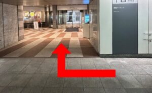 東京メトロからの湘南AGAクリニック新宿本院のアクセス(地下直結②改札から30メートル程で、右手の「C10」新宿アイランドに入る
