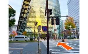 名古屋駅から湘南AGA名古屋院へのアクセス（地上）⑩笹島交差点まで進み、名古屋モード学園（スパイラルタワー）側の横断歩道を渡る